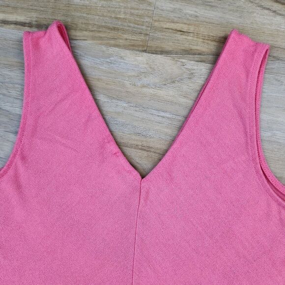🔺️Gap Coral Vneck & Vback Lightweight Sleeveless Top Medium - Picture 4 of 10